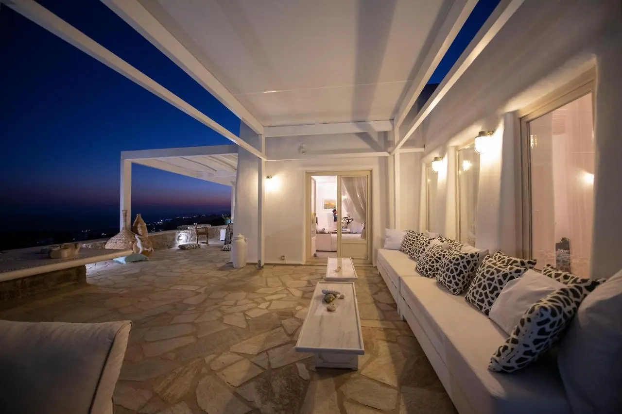 Mykonos Teatro Suites And Villa Plintri Aparthotel
