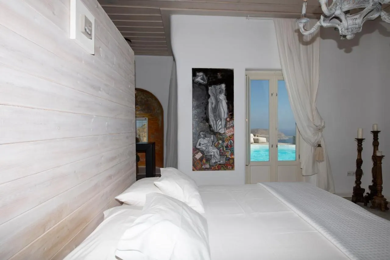Mykonos Teatro Suites And Villa Plintri