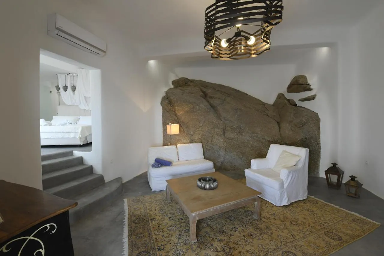 Mykonos Teatro Suites And Villa Plintri